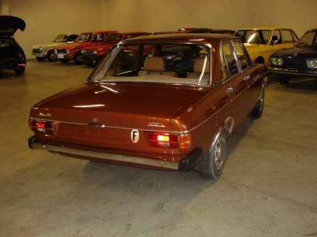 1975 Audi 100L Sedan