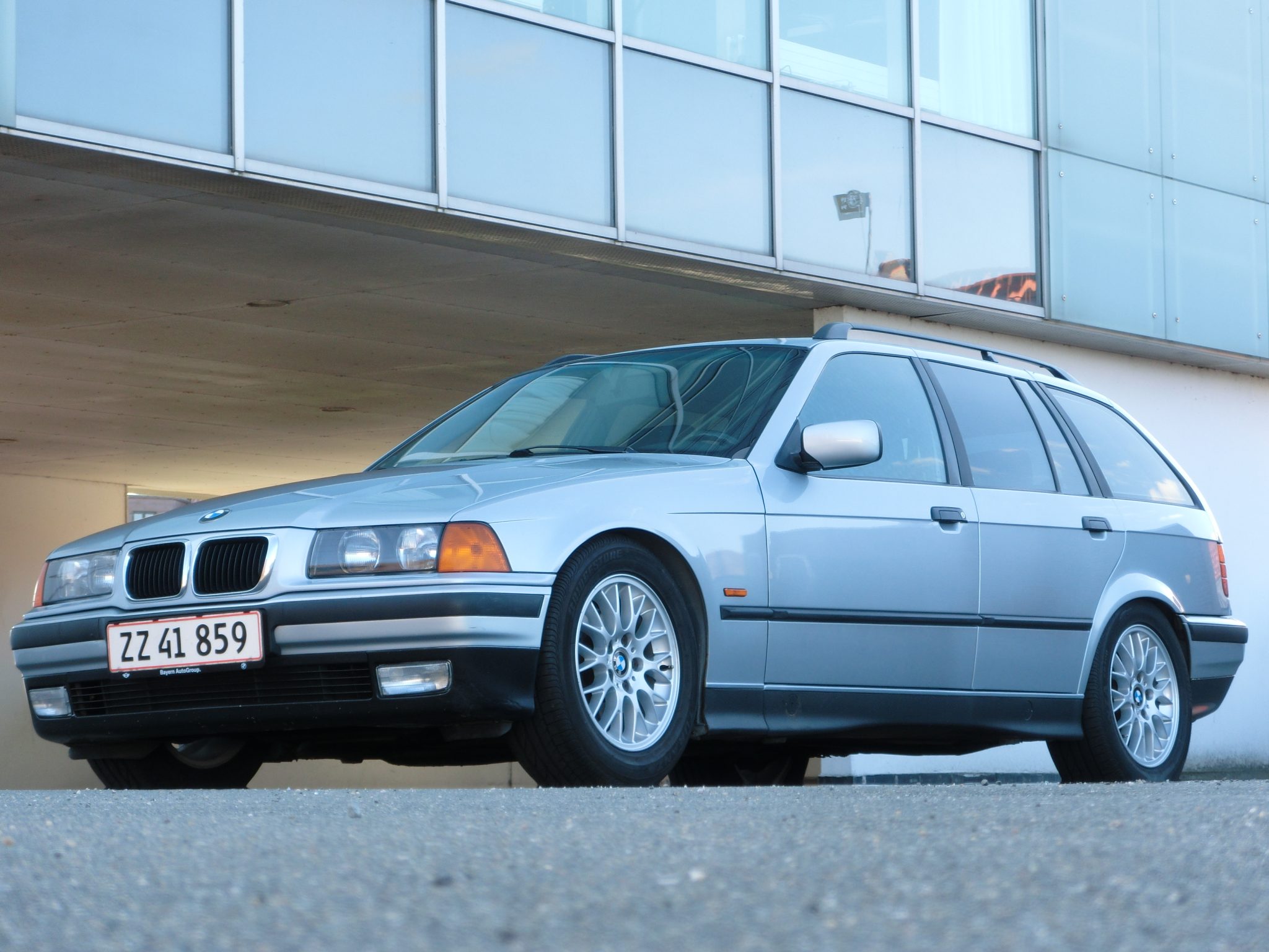 1997 BMW E36 323i Touring
